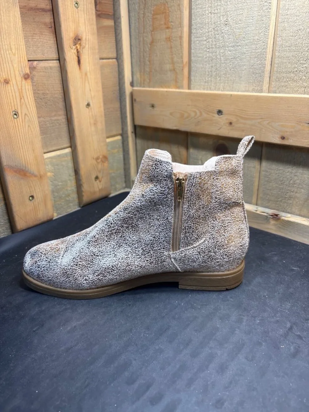 TOMS Youth Girls 10020134 Metallic Chelsea Boots Size US 4 UK 3 EU 36 Booties